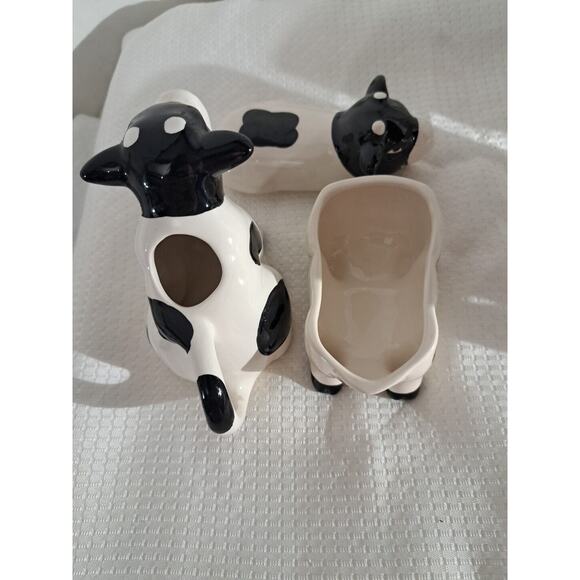 UNIQUE Ceramic Modern Farmhouse Holstein Cow Sugar Bowl with Lid & Creamer Set - Picture 5 of 8
